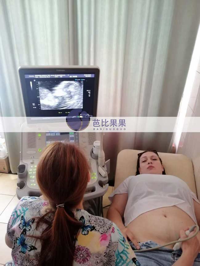 乌克兰试管妈妈孕12周B超