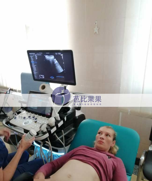 乌克兰试管妈妈孕12周产检