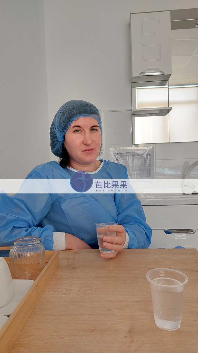 乌克兰试管妈妈移植胚胎