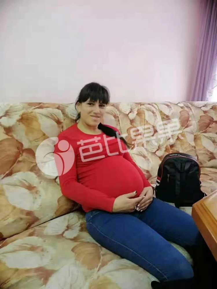 乌克兰孕妈妈六个月