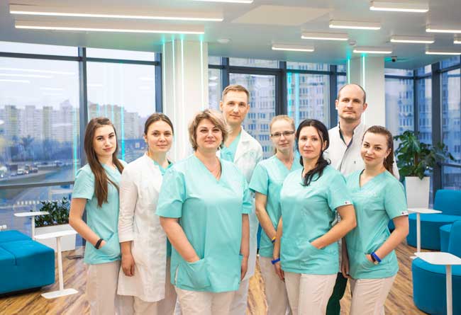 乌克兰丽塔医院医生团队